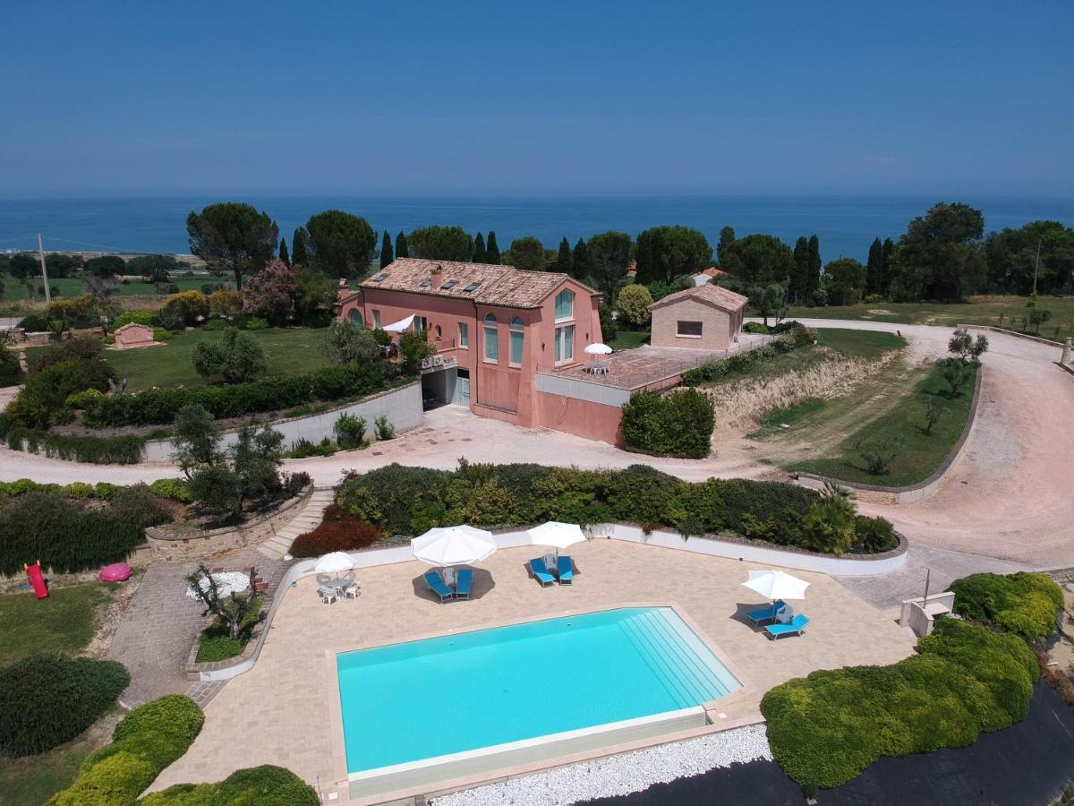 Nontiscordardimé Civitanova Marche Exterior foto
