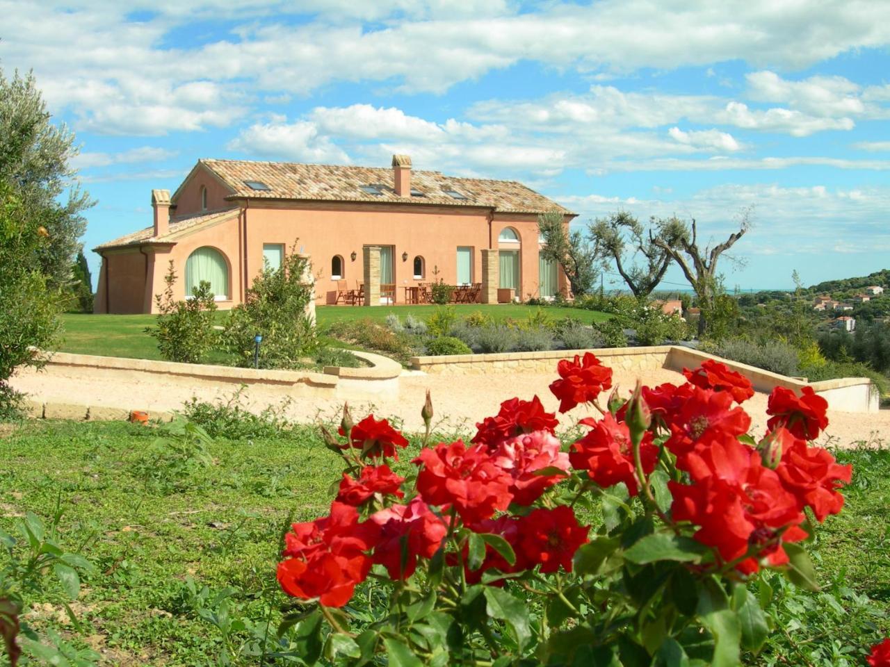 Nontiscordardimé Civitanova Marche Exterior foto